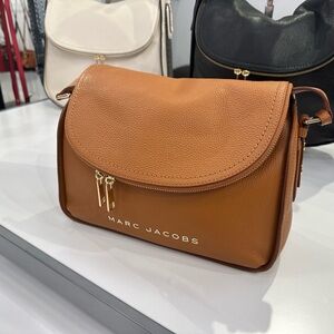 Marc Jacobs “The Groove” Medium Leather Messenger Bag